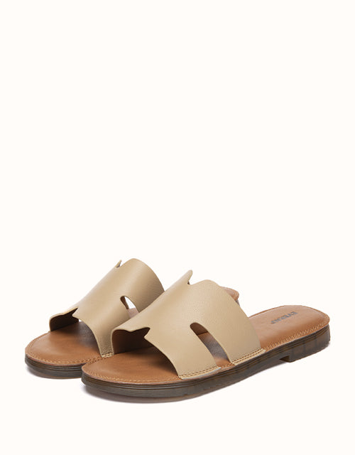 EVERAU® Clovey Sandals (Nude)