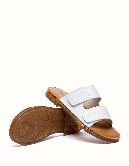 EVERAU® Cova Sandals (White)