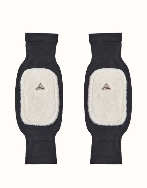 Image of Accessories. Product name - EVERAU® Knee Warmer Pad in Black colour by brand - Everau