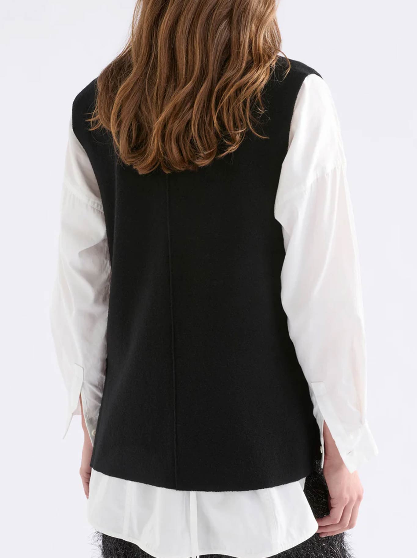 ELK ALIN VEST (Black)