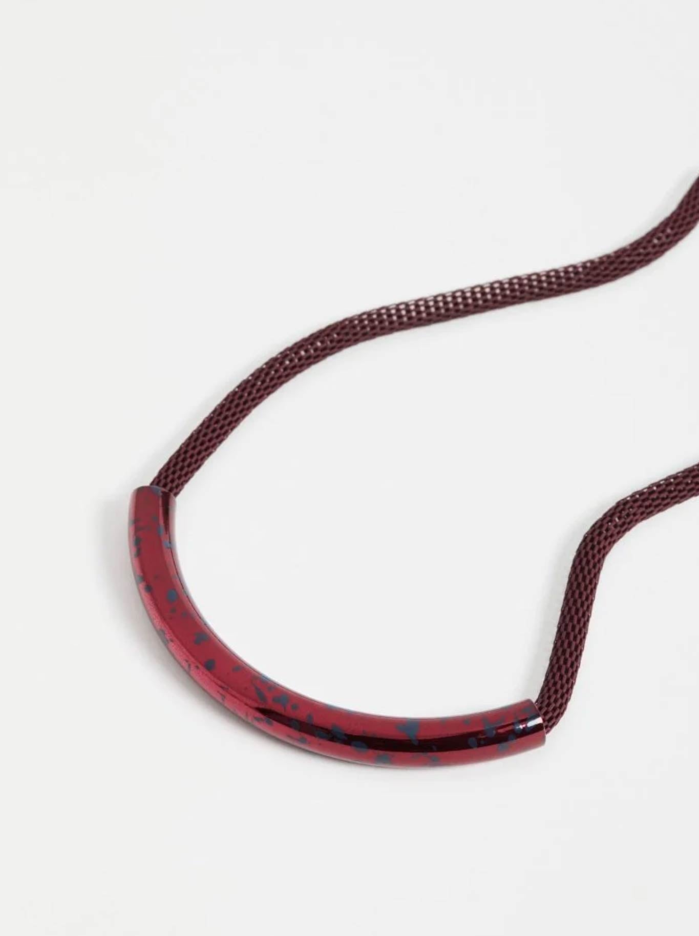 Elk Alsmen Necklace (Black)