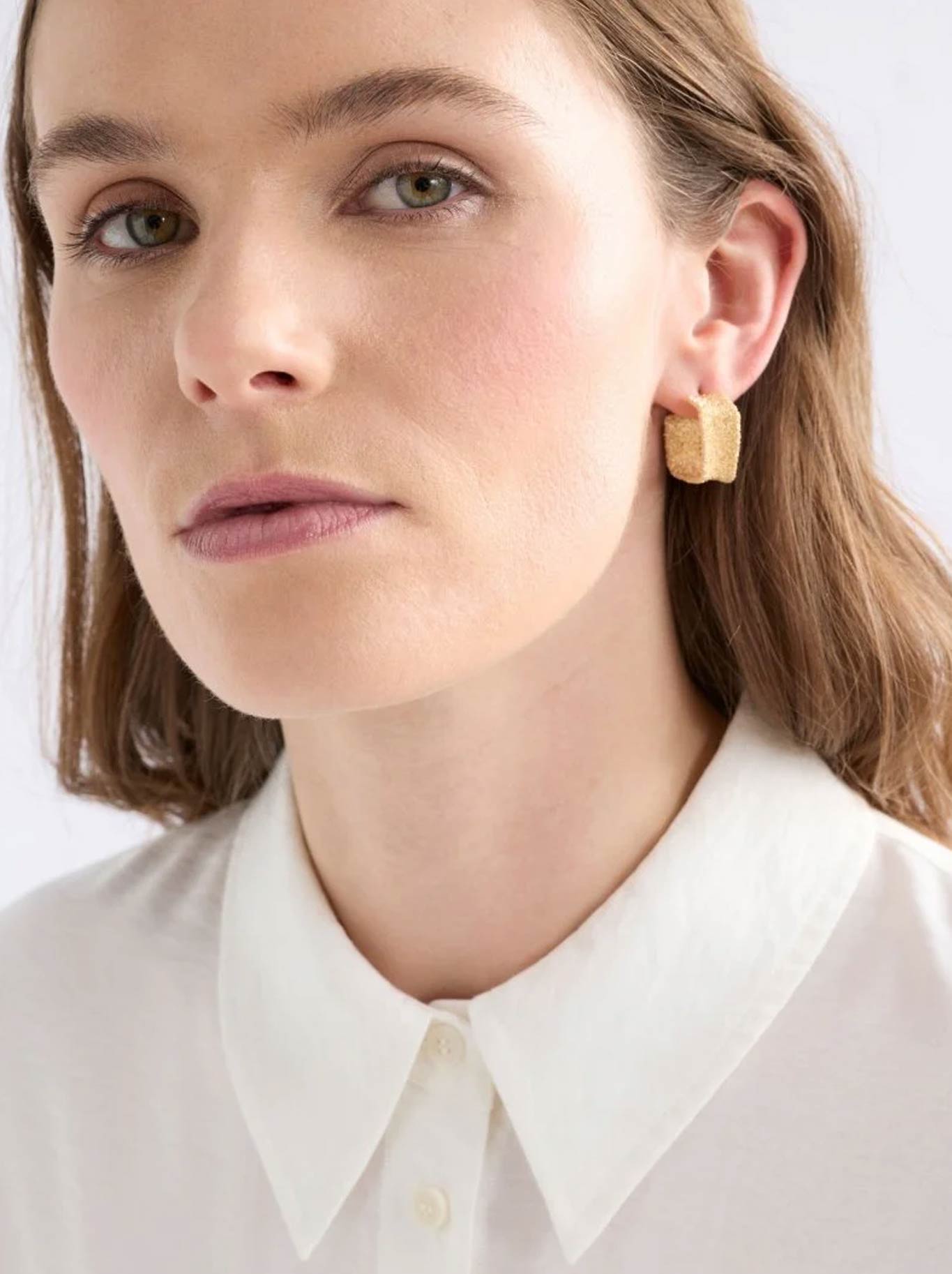 ELK DETTA HOOP EARRING (Gold)