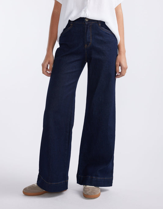 Image of Jeans. Productname: Ellery Stretch Straight Leg Jeans - in Indigo Wash colour by brand - Country Denim