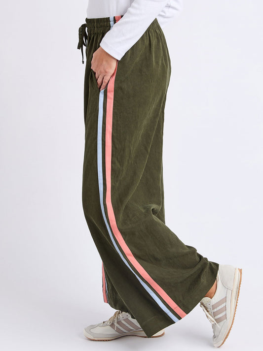 Elm Brooklyn Pant (Basil)