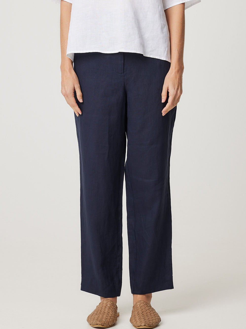 ENNI LINEN STRAIGHT LEG PANT (Navy)