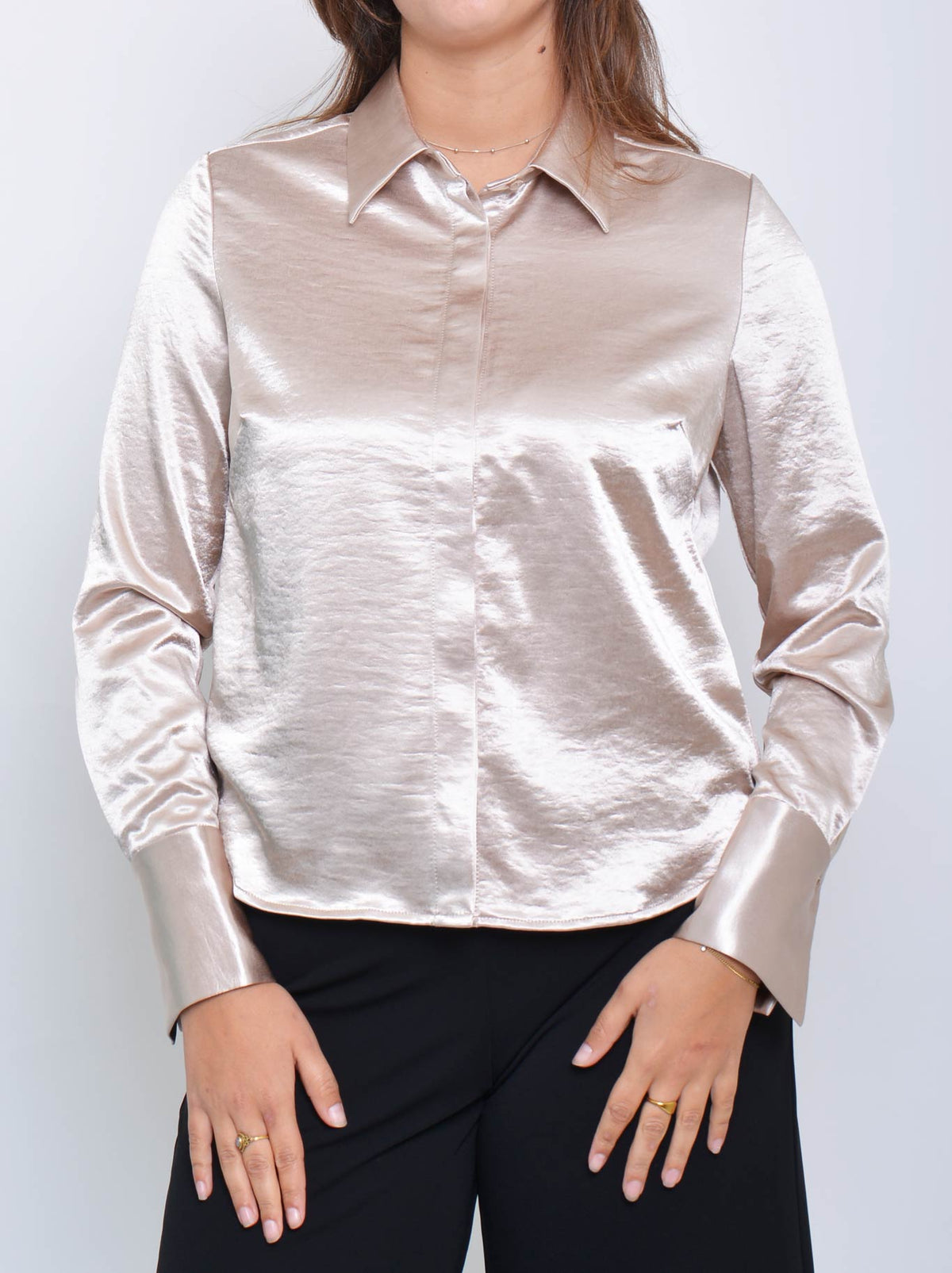 ENNI LUMINOUS SIGNATURE SHIRT (Black)