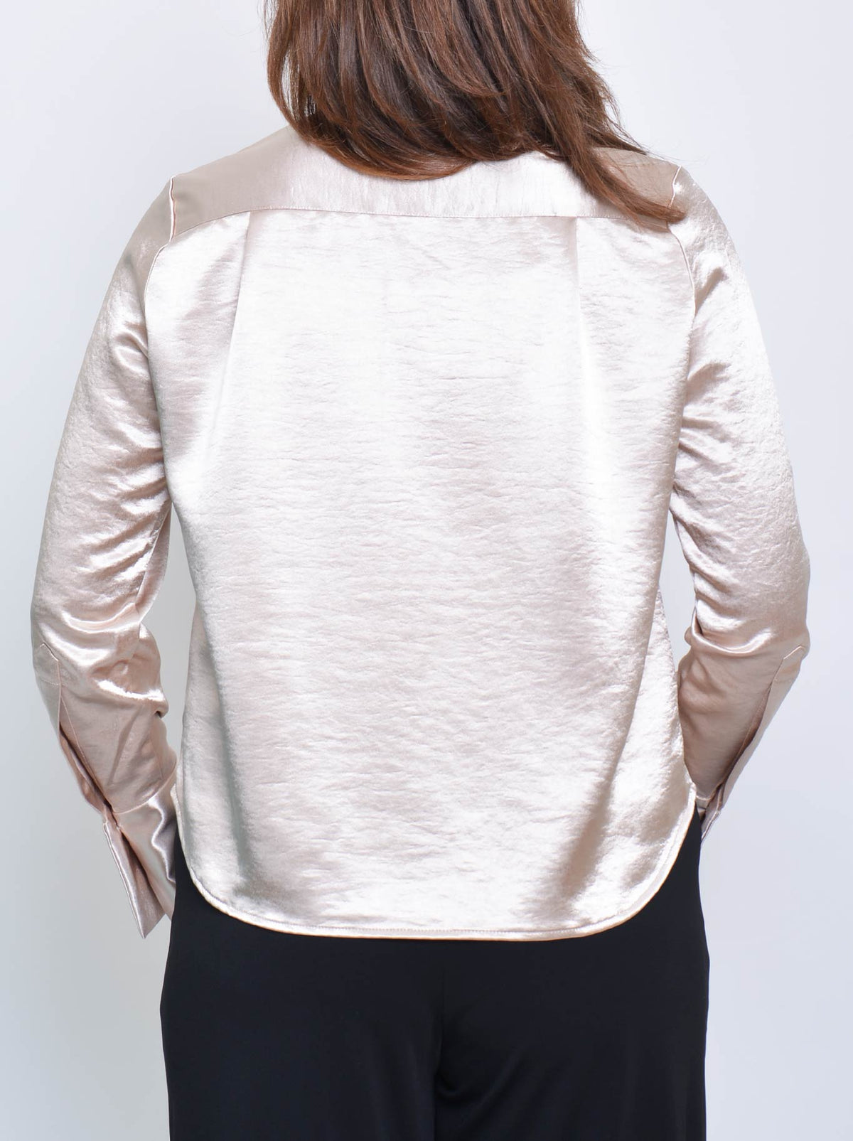 ENNI LUMINOUS SIGNATURE SHIRT (Black)