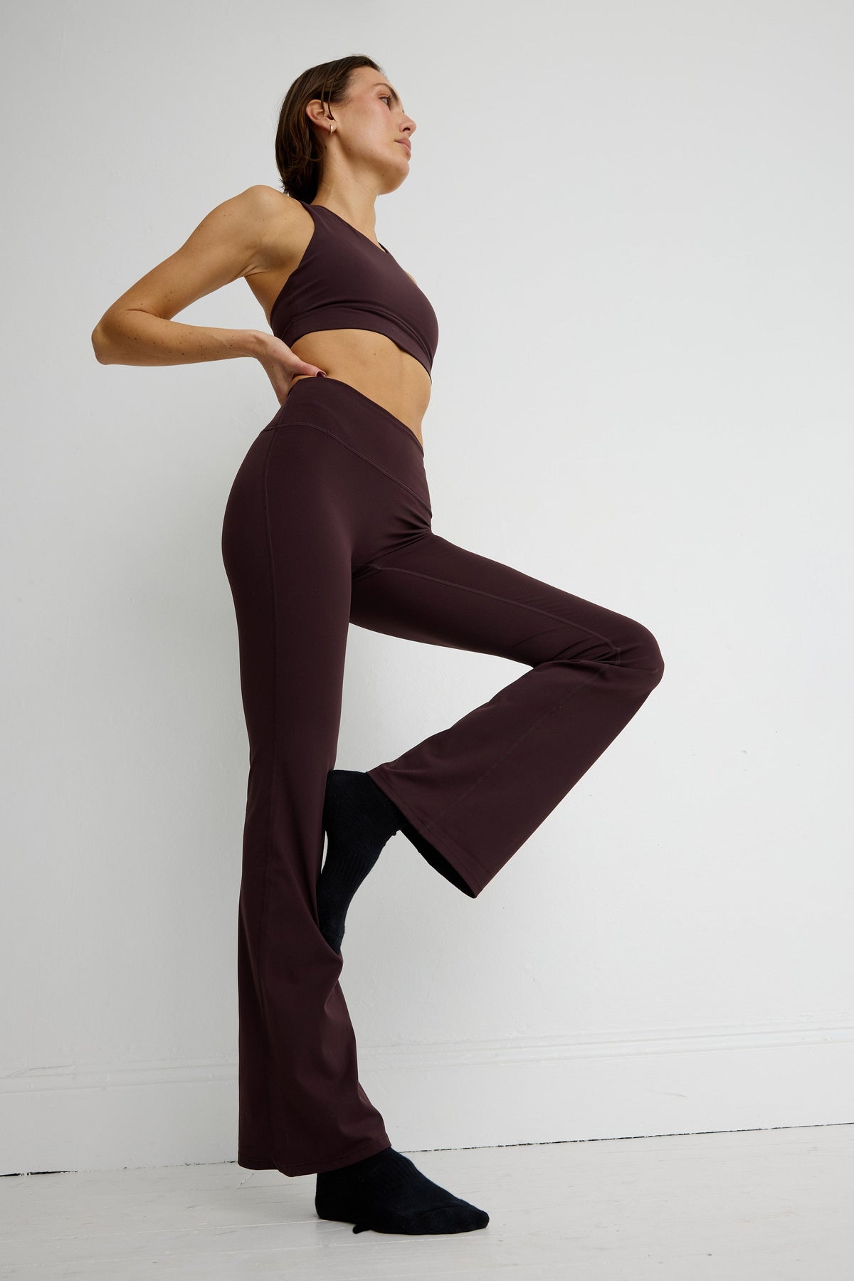 NEW ALLFENIX CloudCore Flared Legging (Espresso)