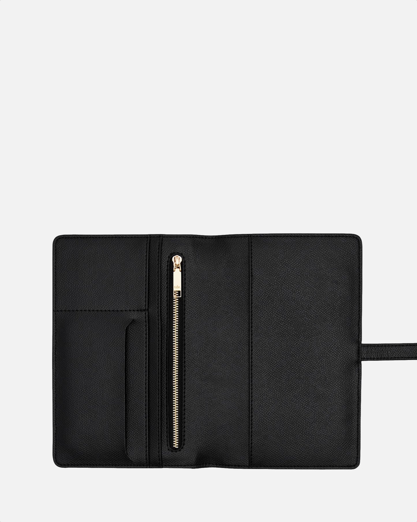 The Daily Edited Essentials Flat Travel Wallet (Black)
