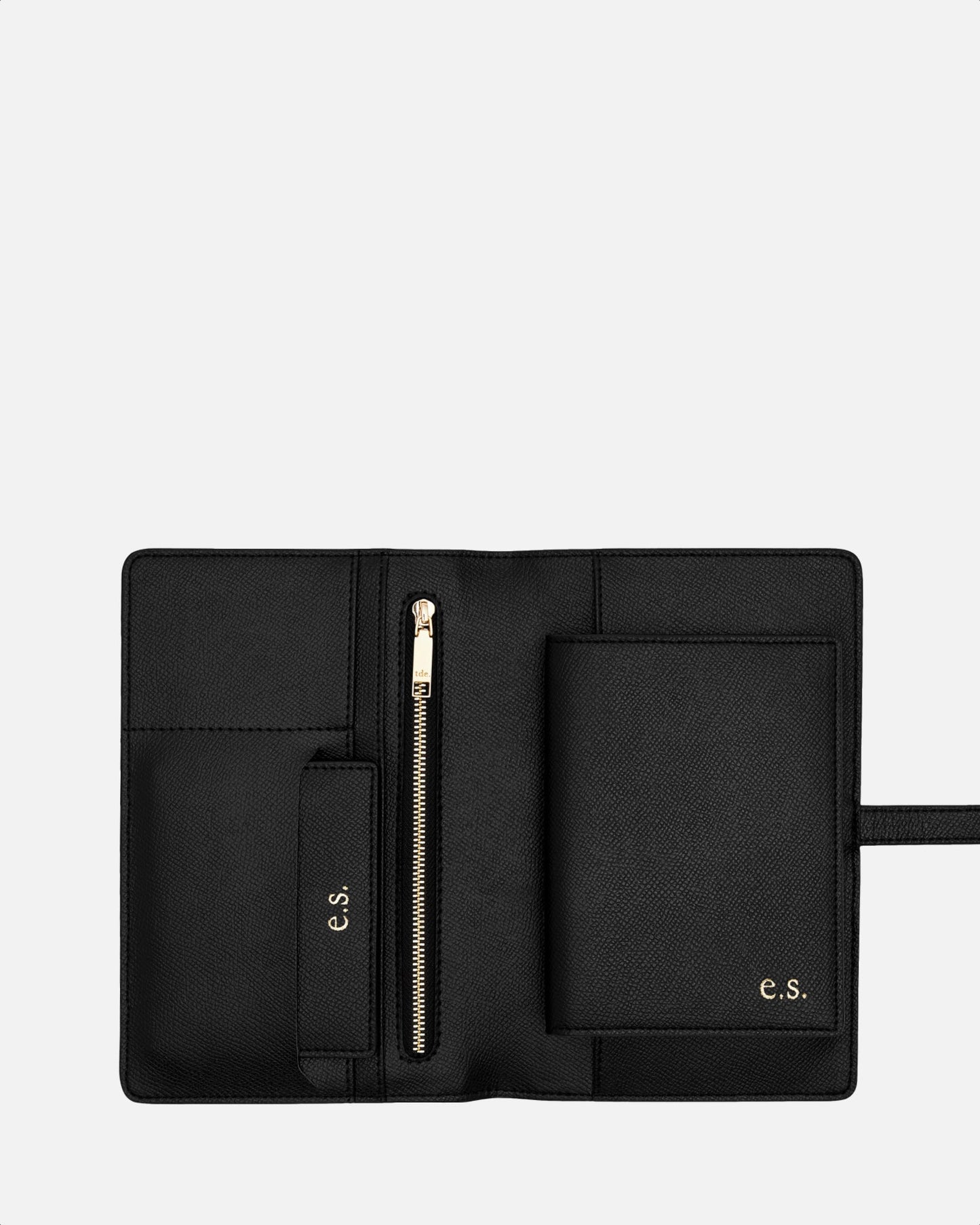 The Daily Edited Essentials Flat Travel Wallet (Black)