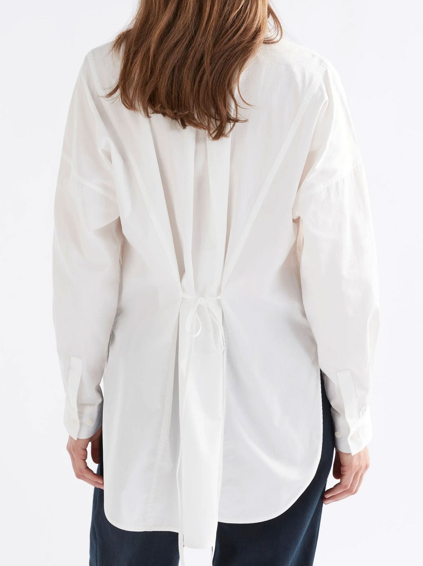 ELK TIGA SHIRT (White)