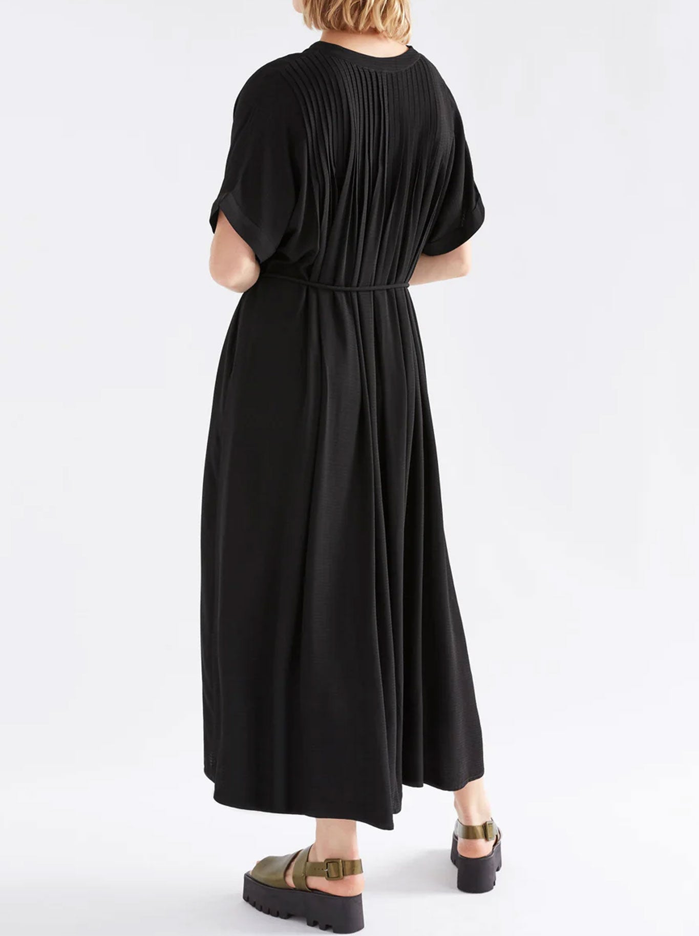 Elk Omia Shirt Dress (Black)
