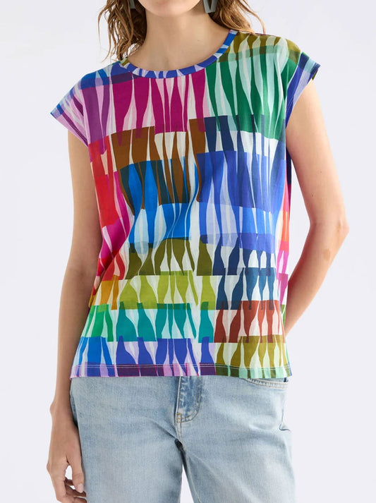 Image of a model wearing Tops. Productname: ELK ANDEN TEE in Lind Light Print colour by brand - Elk