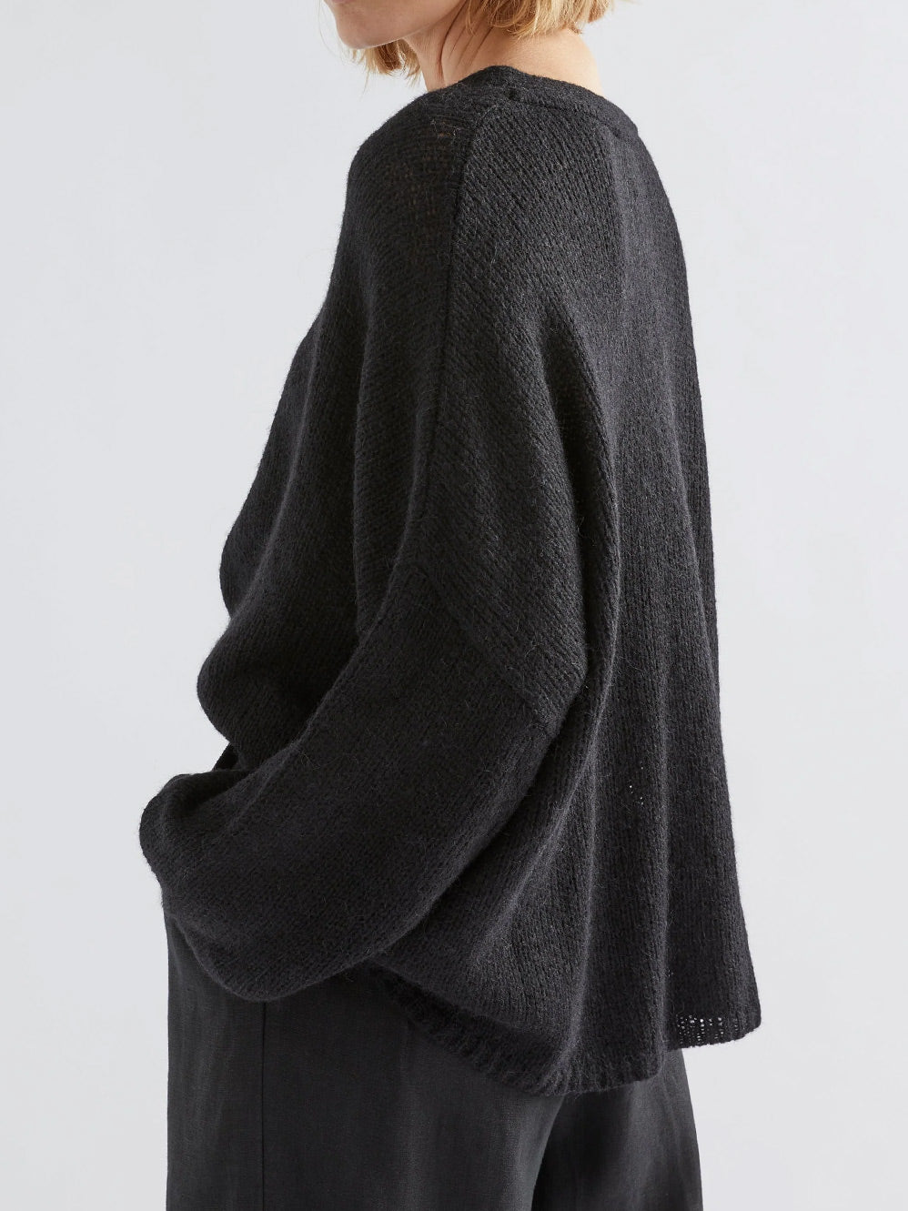 Elk Agna Sweater (Black)