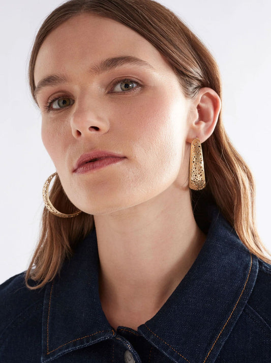 ELK HULLE LARGE HOOP EARRING (Gold)