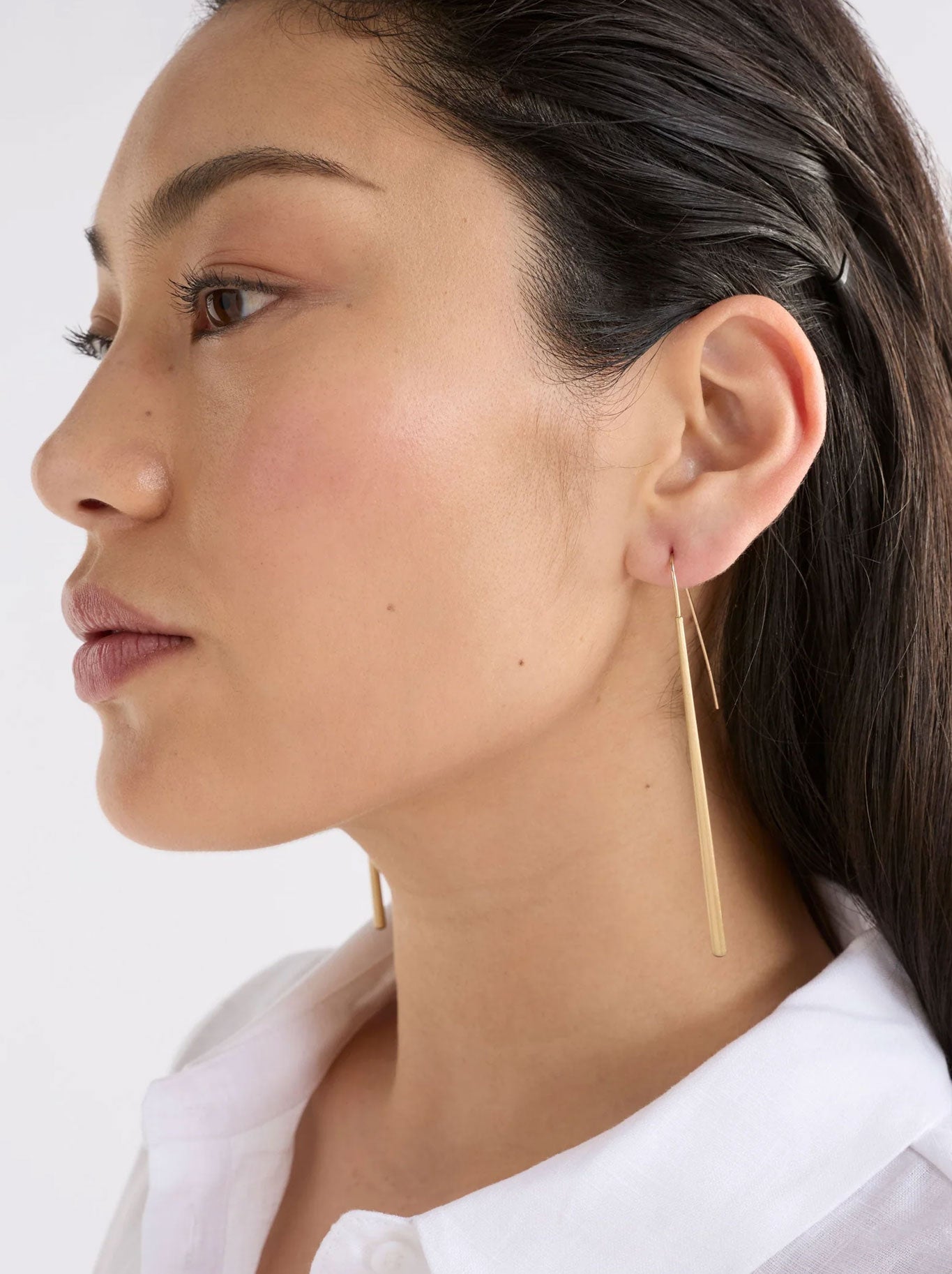 ELK OSPENN DROP EARRING (Black)