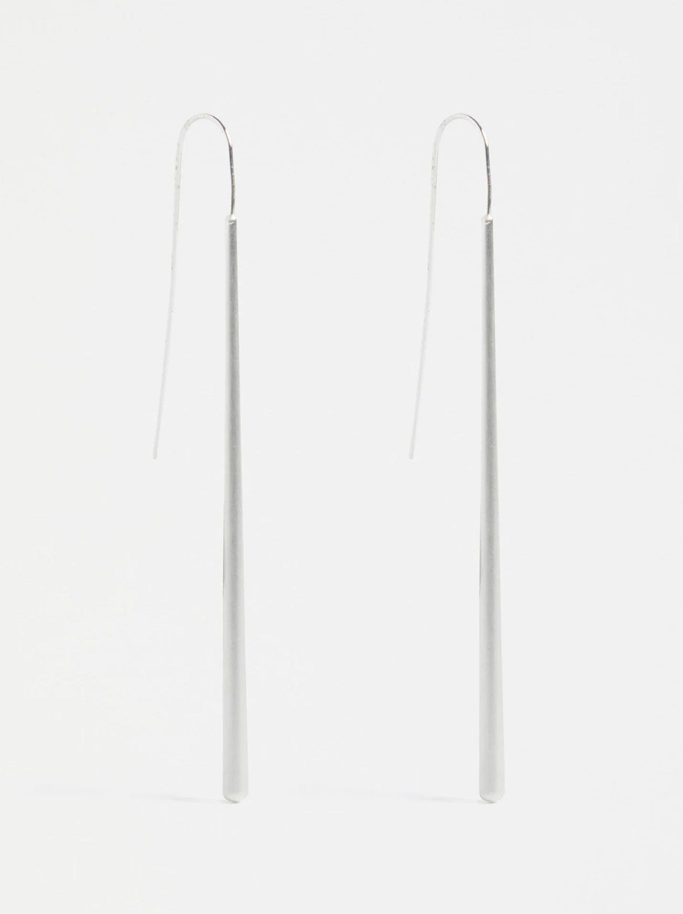 ELK OSPENN DROP EARRING (Black)