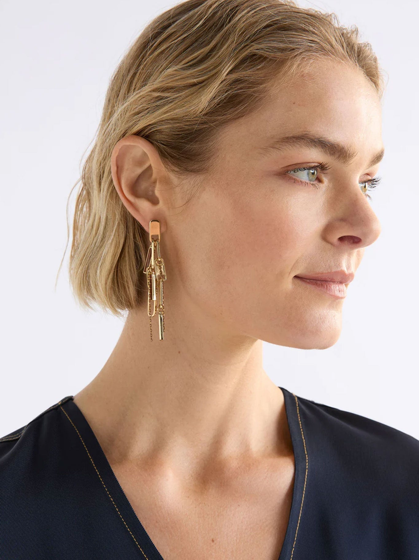 ELK RYMI DROP EARRING (Gunmetal)