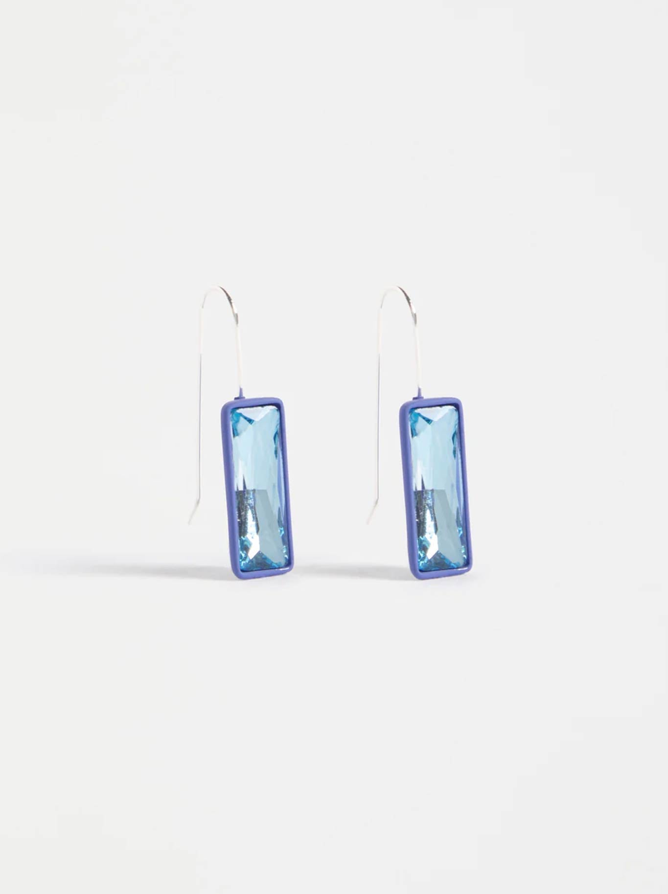 ELK JULE SMALL HOOK EARRING (Artichoke)