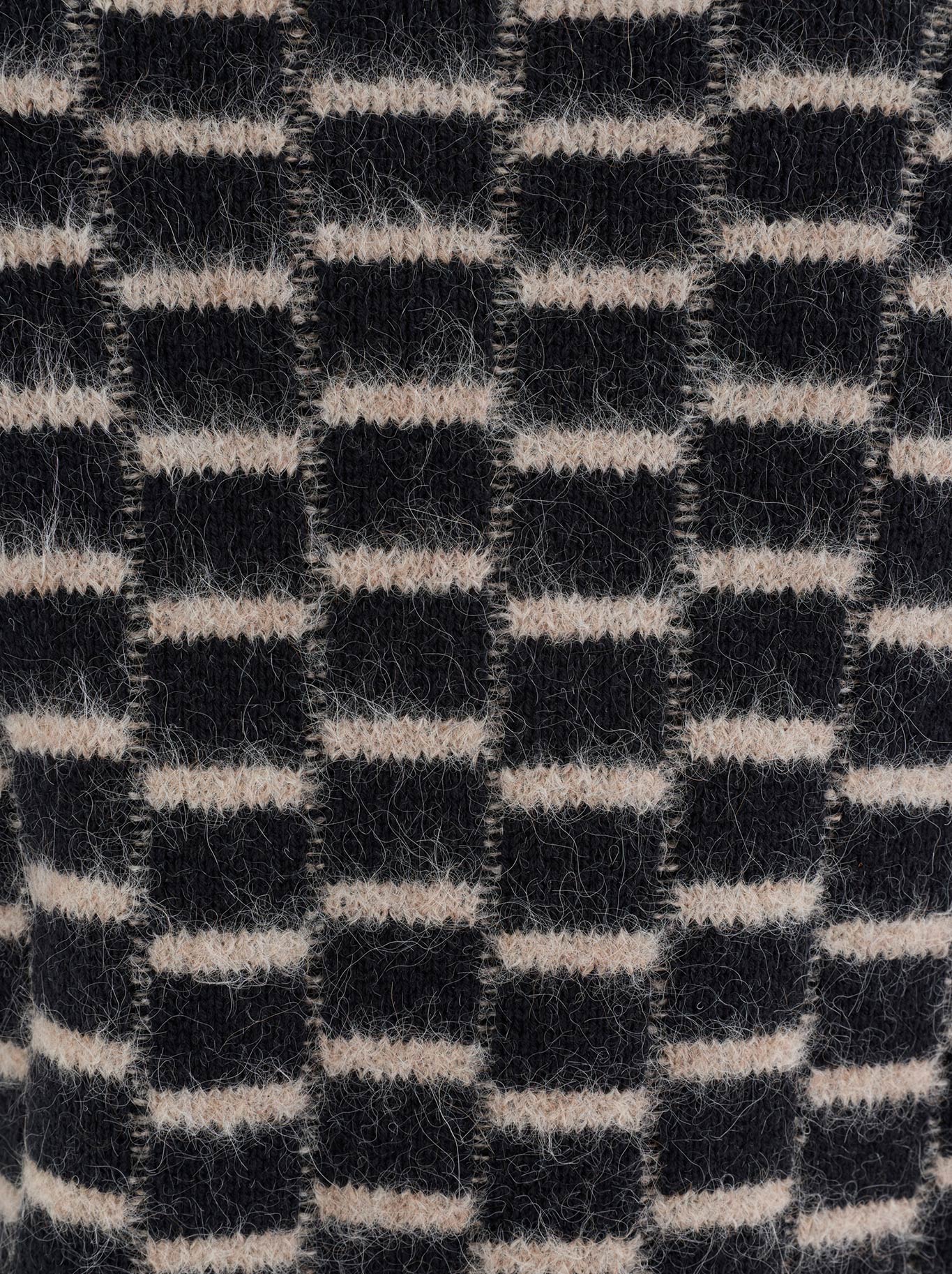 ELK LUNZ CARDI (Black Beige)