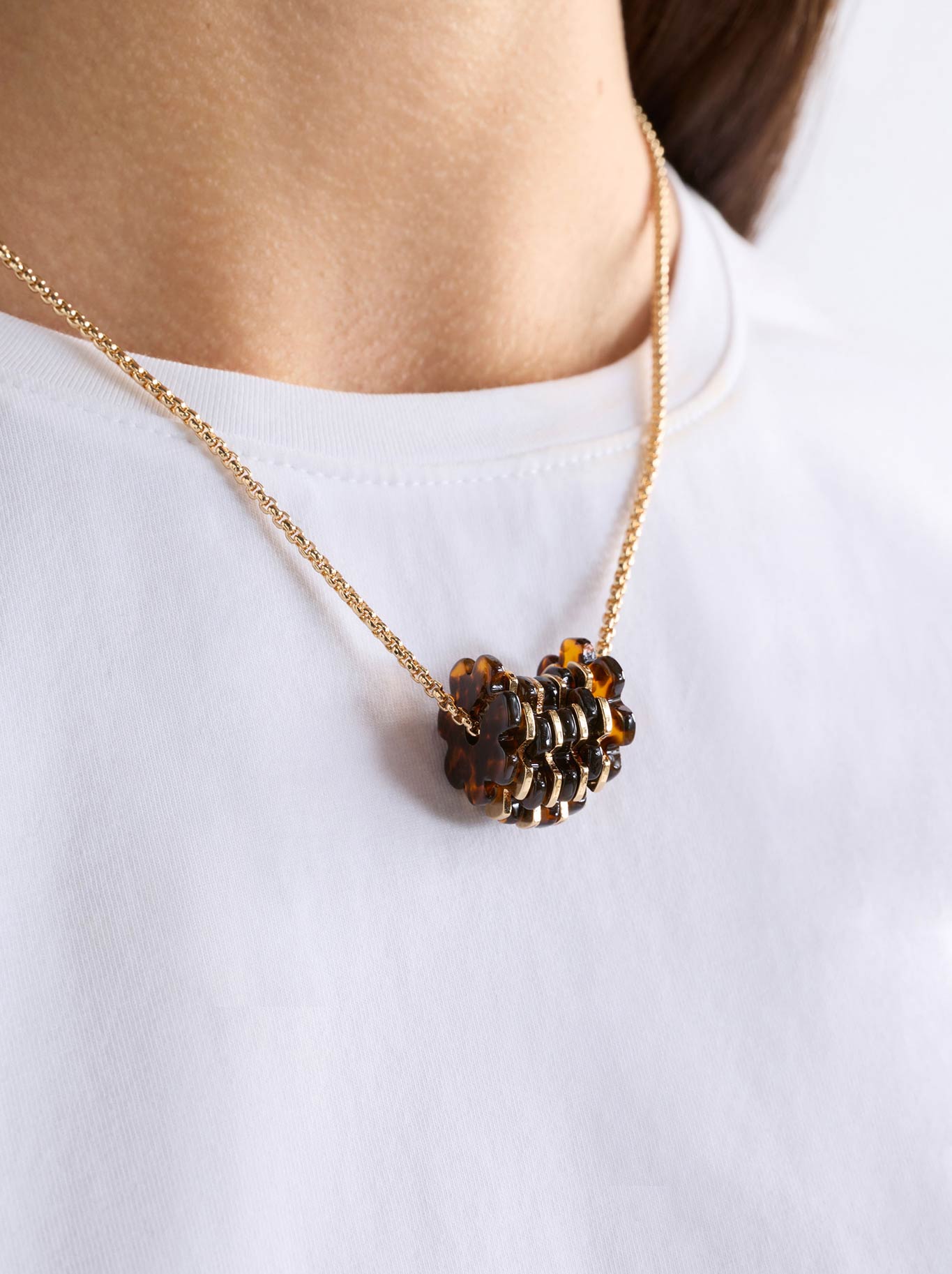 Elk Flakkrin Necklace (Tortoiseshell Speck)