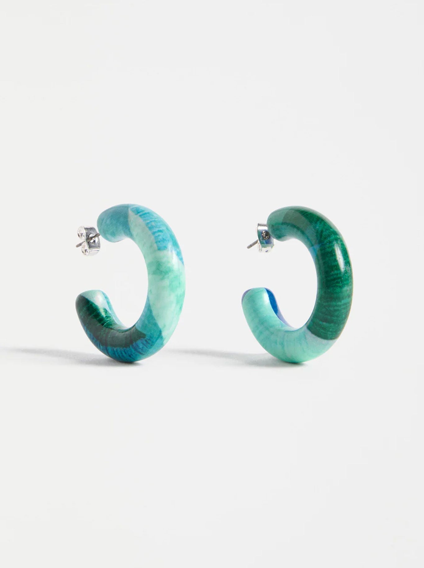 Elk Resso Hoop Earring (Fuchsia)