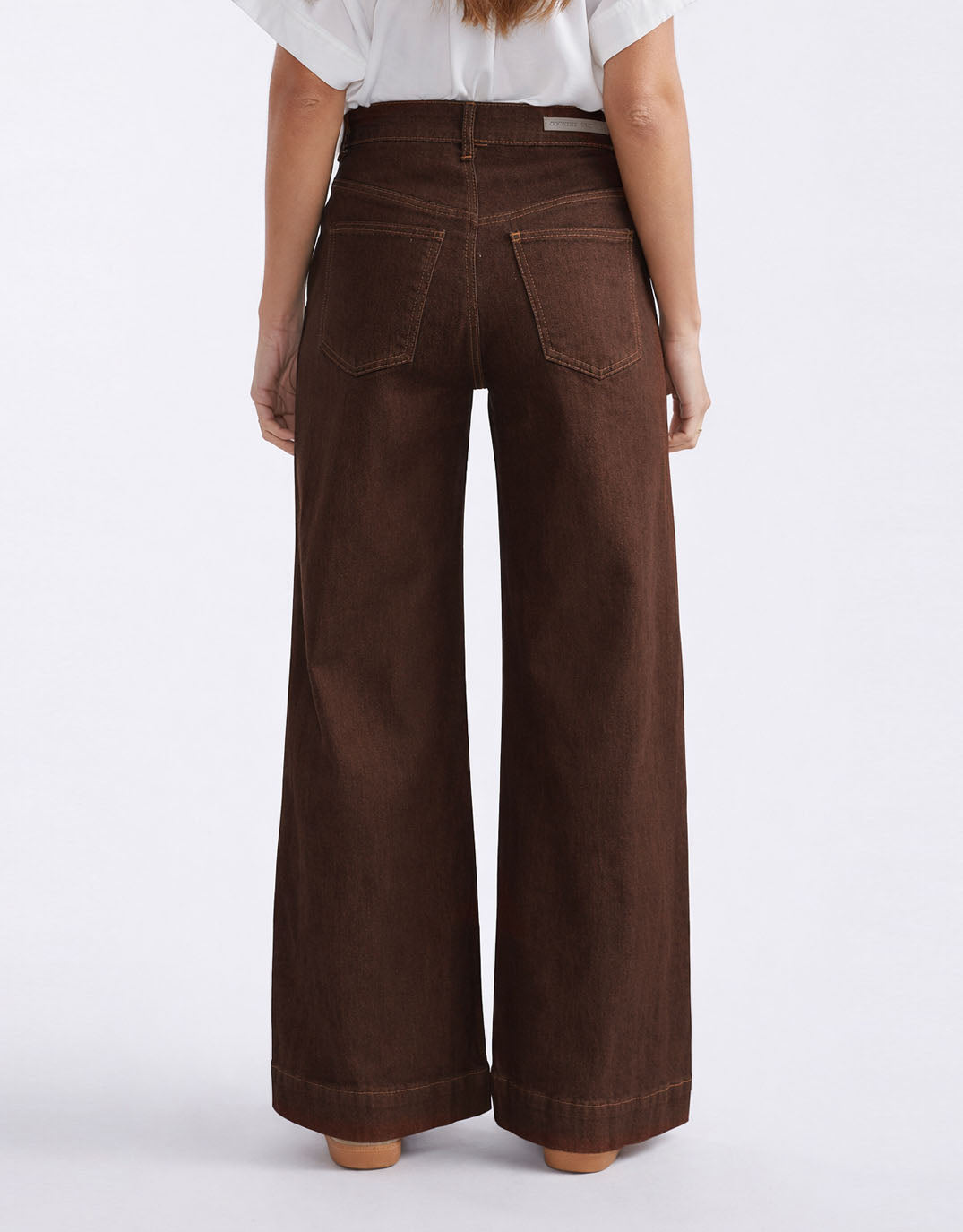 Country Denim Ellery Stretch Straight Leg Jeans (Chocolate)