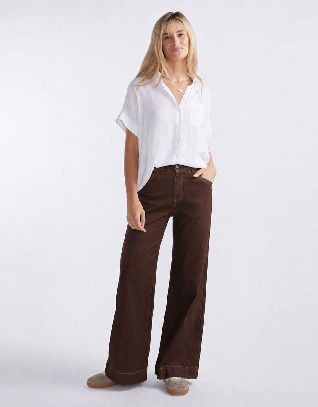 Country Denim Ellery Stretch Straight Leg Jeans (Chocolate)