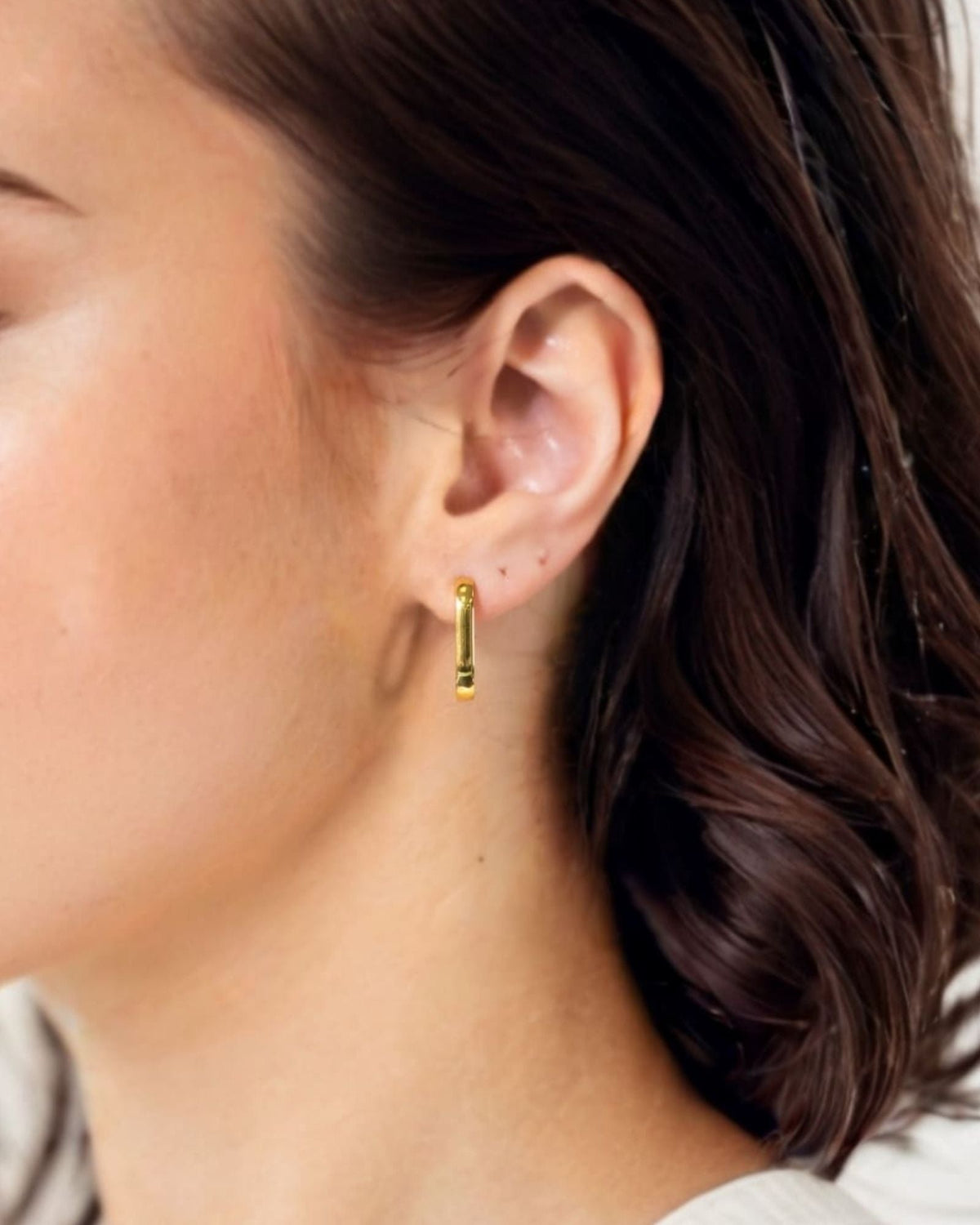 LAVANA Ellipse Gold Hoop Earrings