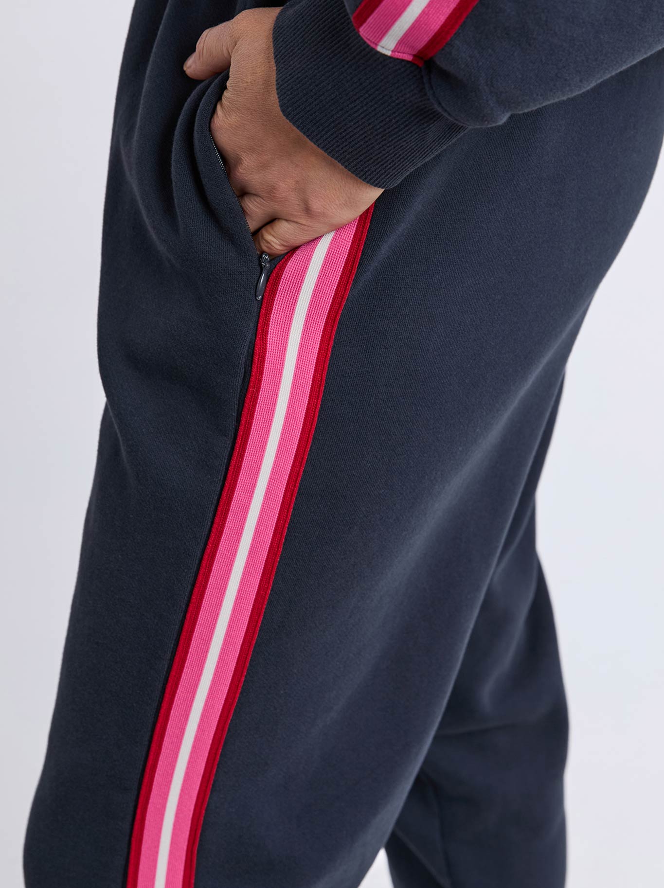 ELM LOVER TRACKPANT (Navy A)