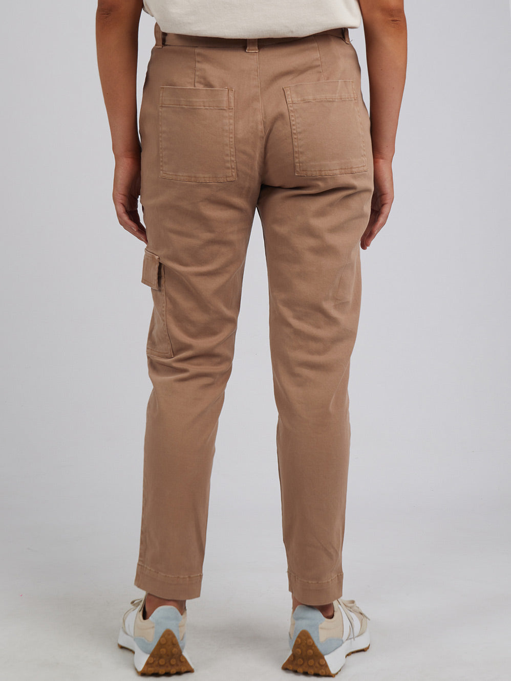 ELM DAHLIA CARGO PANT (Mocha)