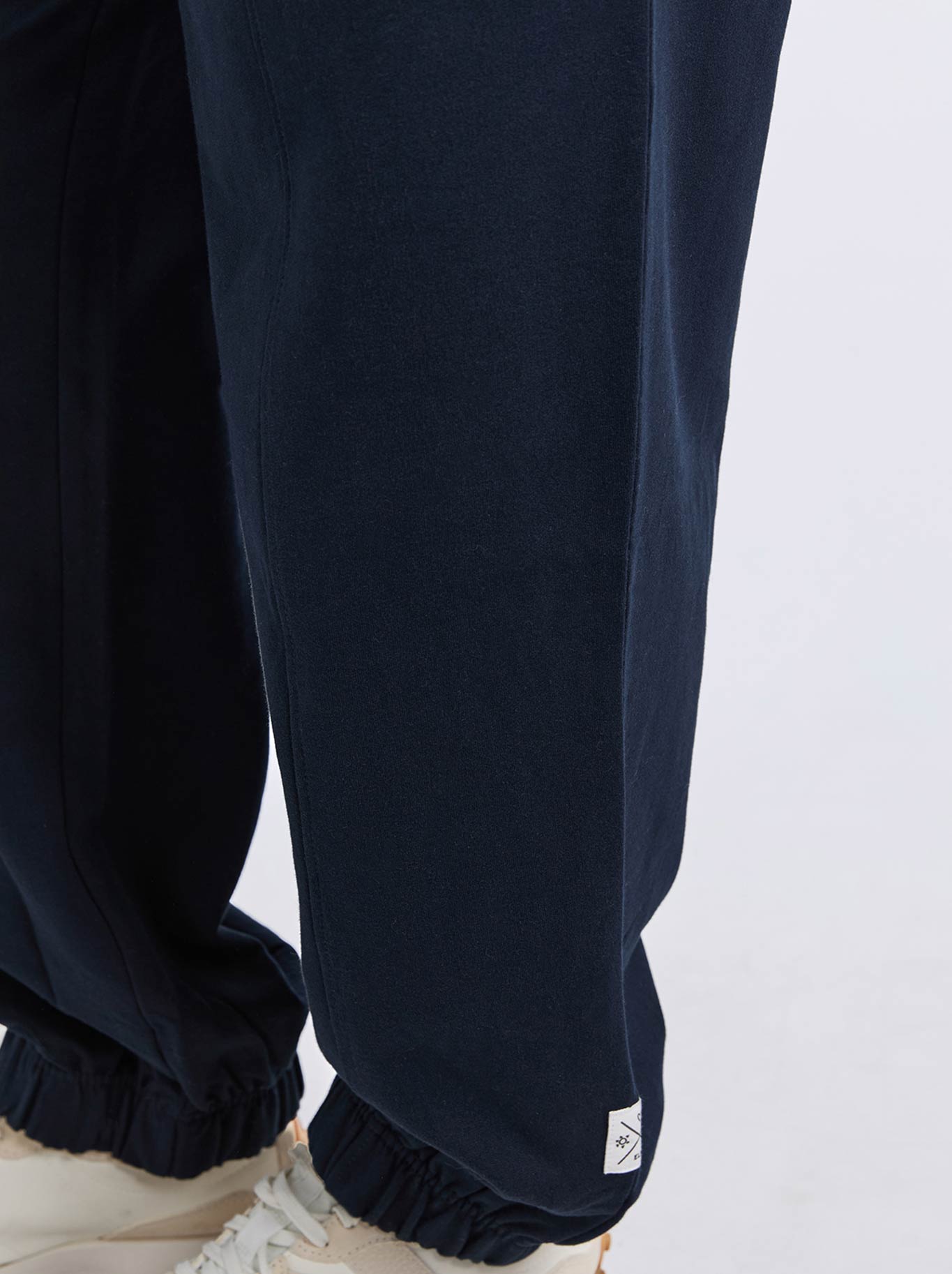 ELM AUBREY TRACKPANT (Dark Sapphire)