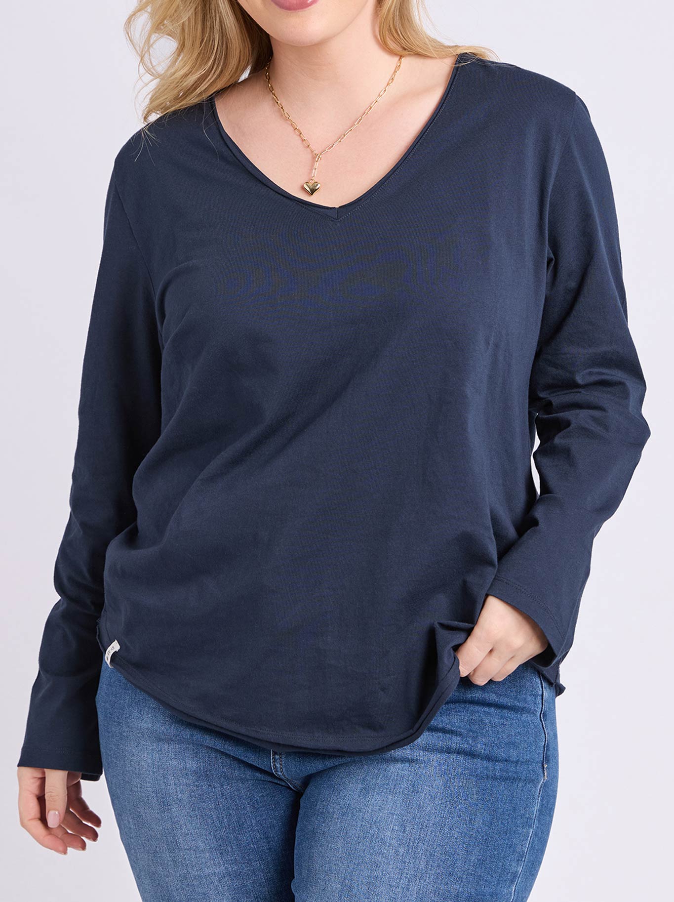 ELM PIMA LONG SLEEVE VEE TEE (Maroon)