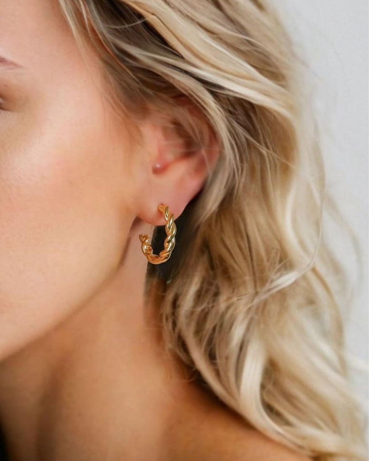 LAVANA Entwine Gold Hoop Earrings