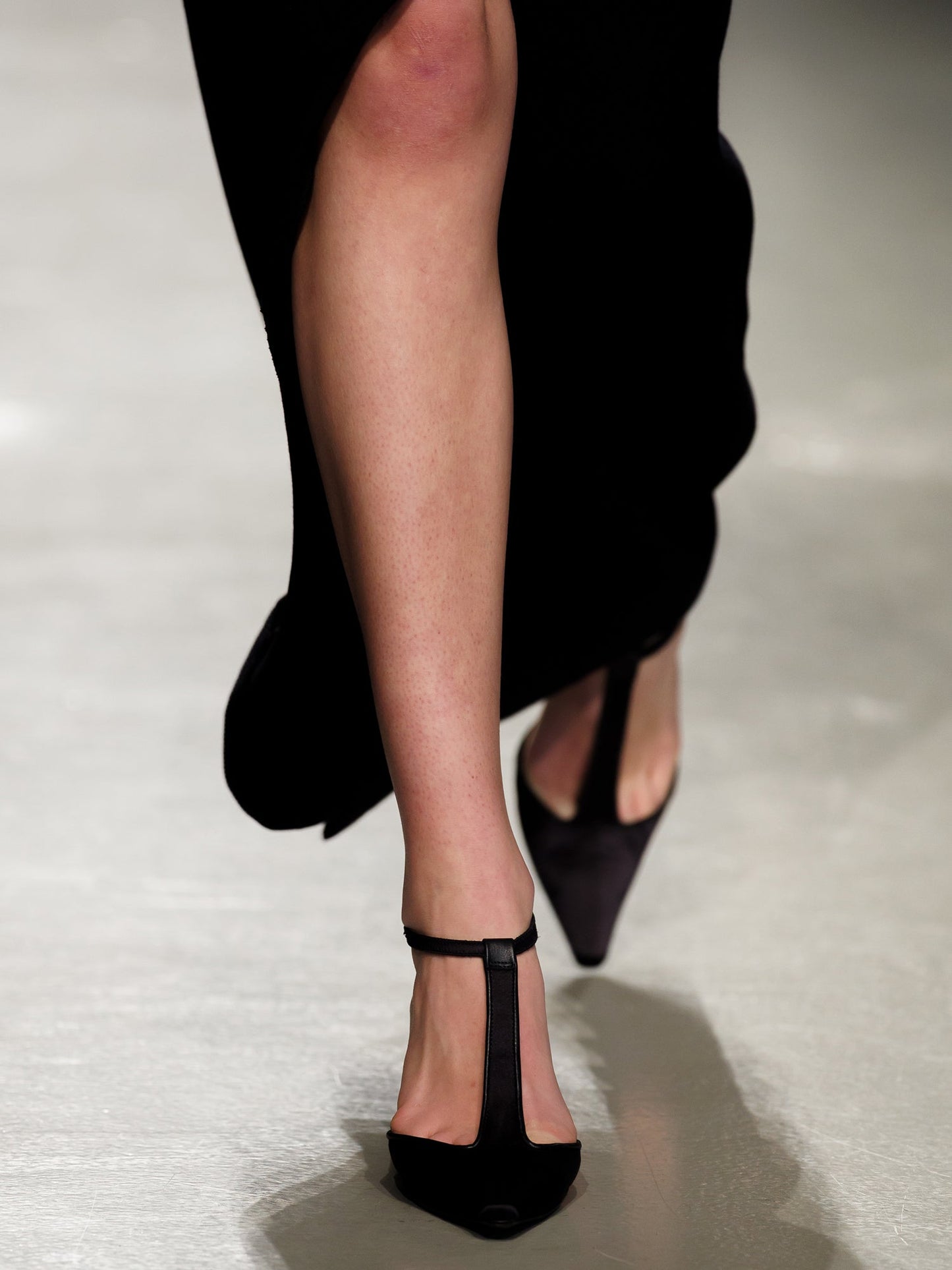 CHRISTOPHER ESBER T-Bar Satin Heel (Ink)