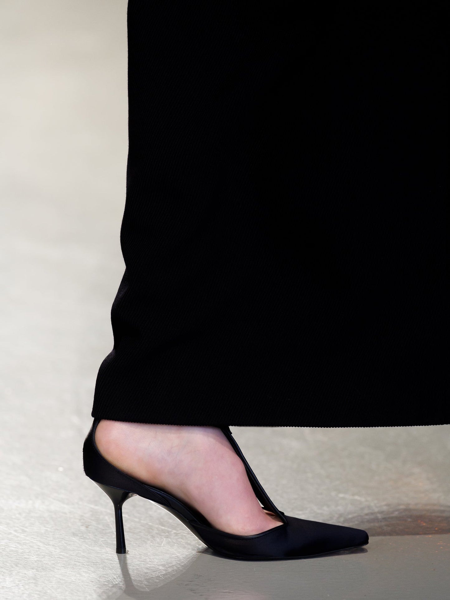 CHRISTOPHER ESBER T-Bar Satin Heel (Ink)