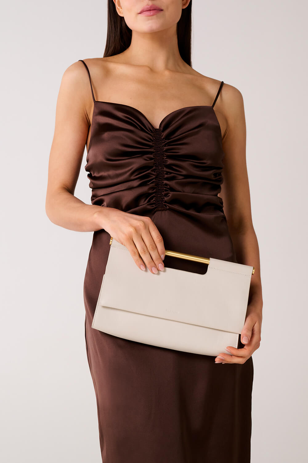 KINNON EVE CLUTCH (Chalk)