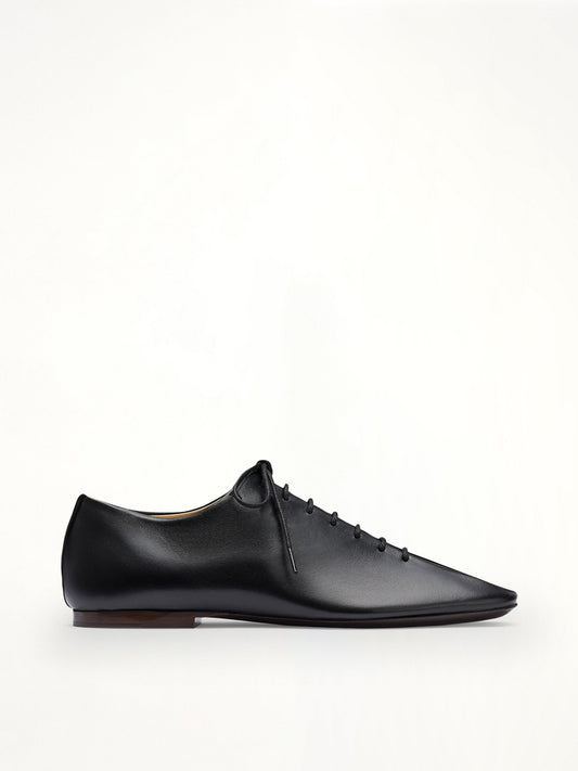 Image of Flats. Productname: LEMAIRE Souris Flat Classic Derbies in Black colour by brand - LEMAIRE