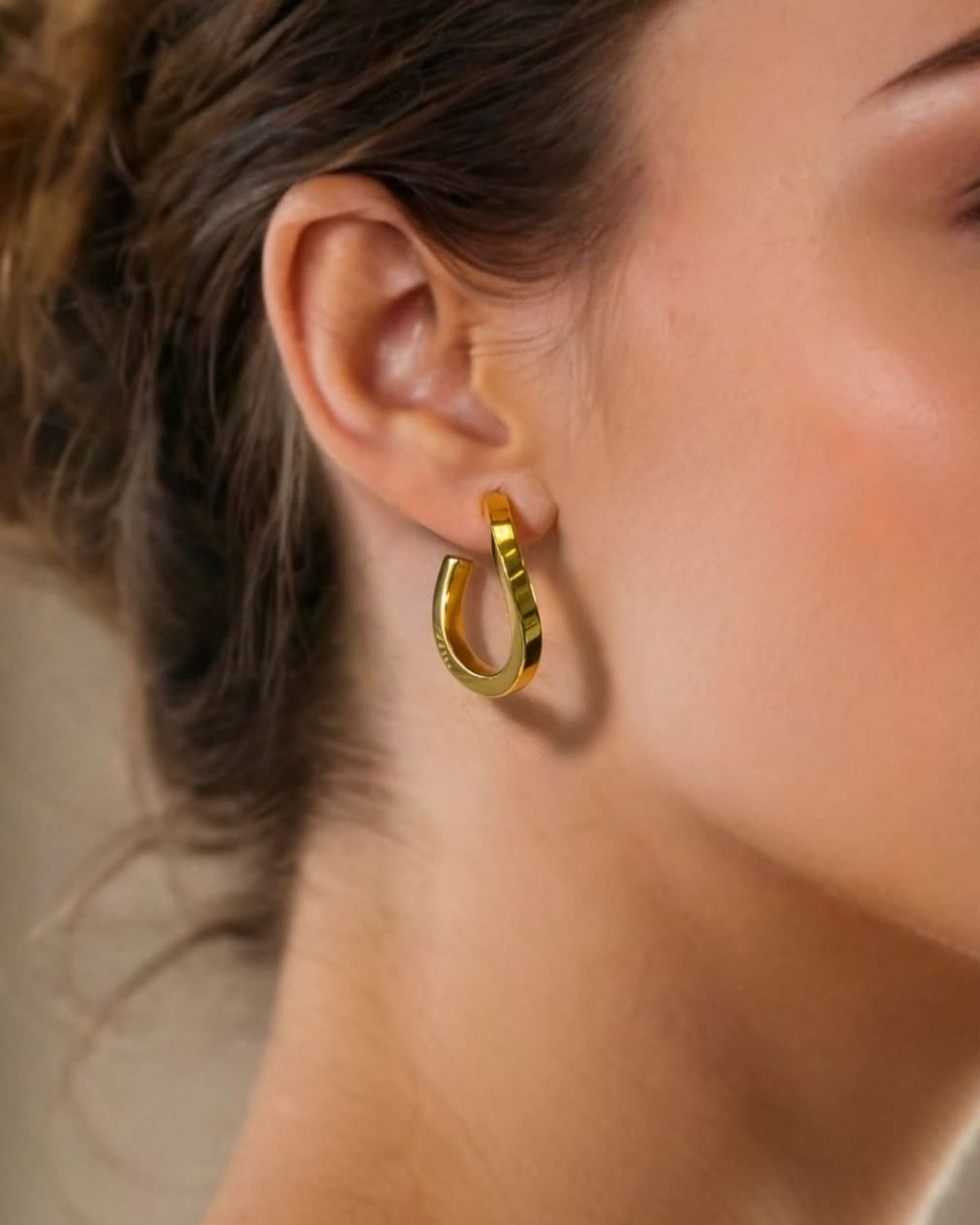 LAVANA Formation Silver Hoop Earrings