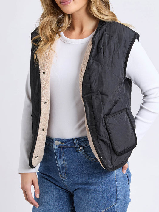 Image of Coats & Jackets. Productname: FOXWOOD ALBERTA VEST in Black colour by brand - Foxwood