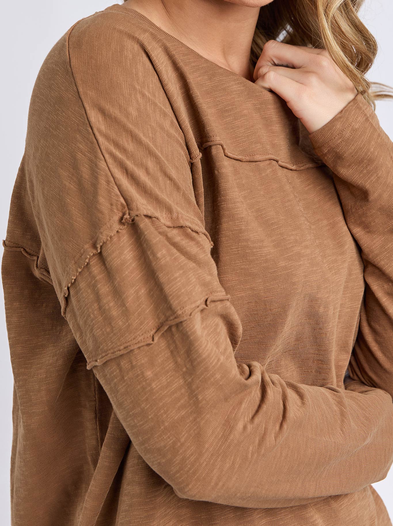 FOXWOOD JAYNE THROW ON TOP (Toasted Coconut)
