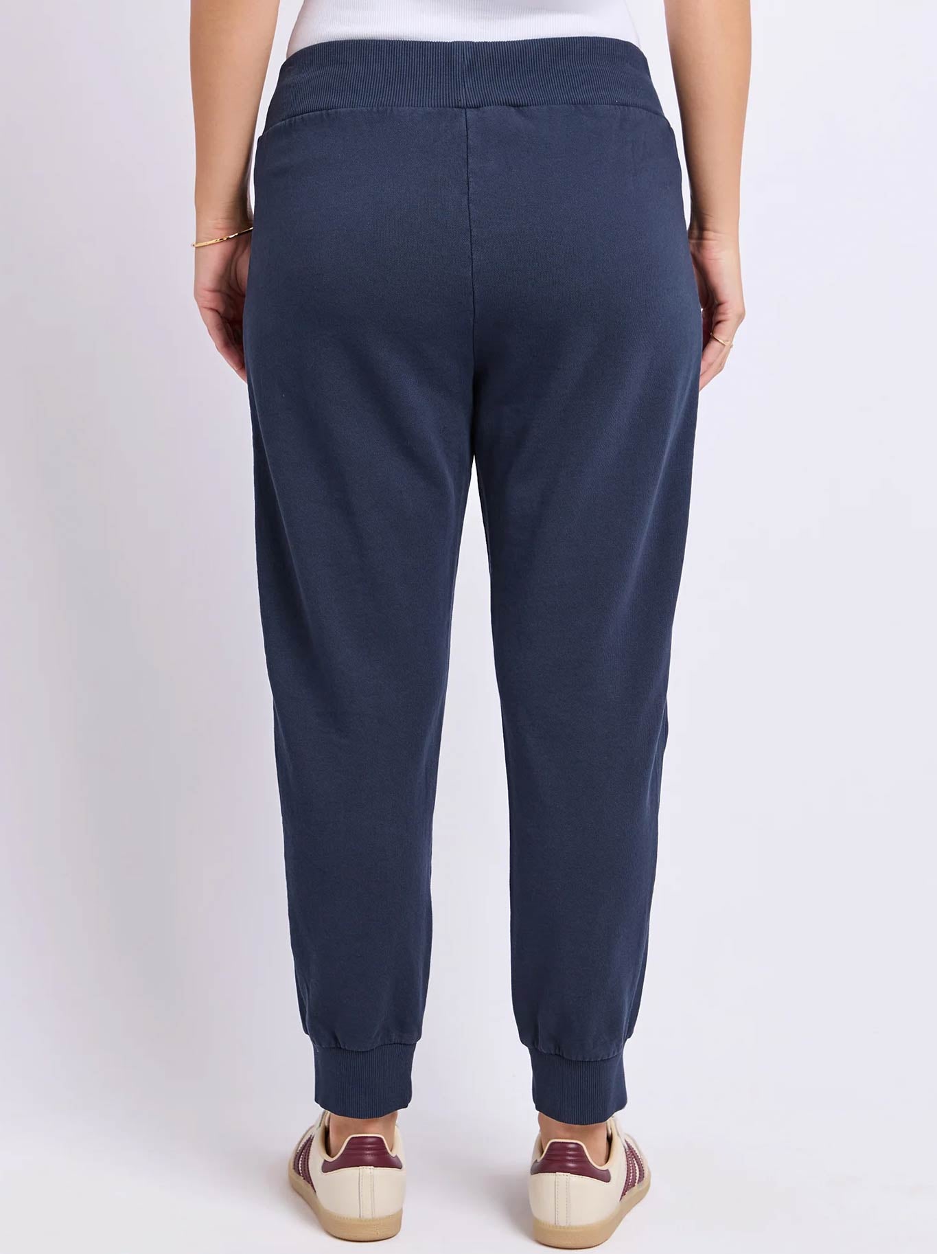 FOXWOOD SAMI TRACKPANT (Dark Sapphire)