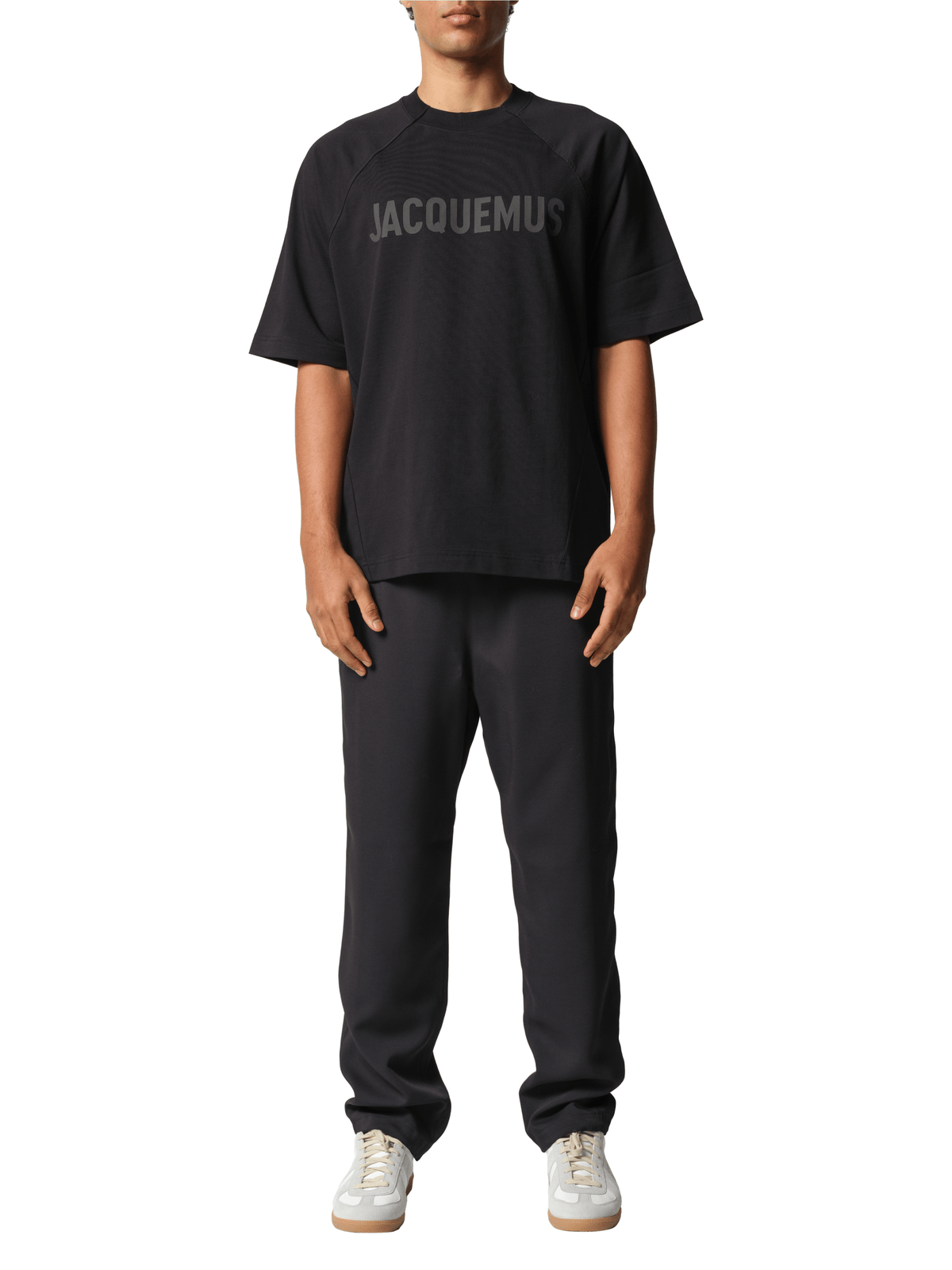 JACQUEMUS Le T-Shirt Typo (Black)