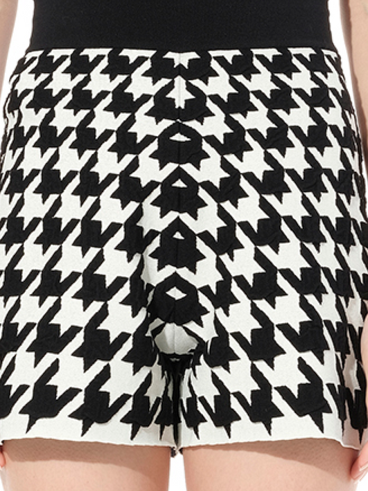 ALEXANDER MCQUEEN Dogtooth Shorts (White)