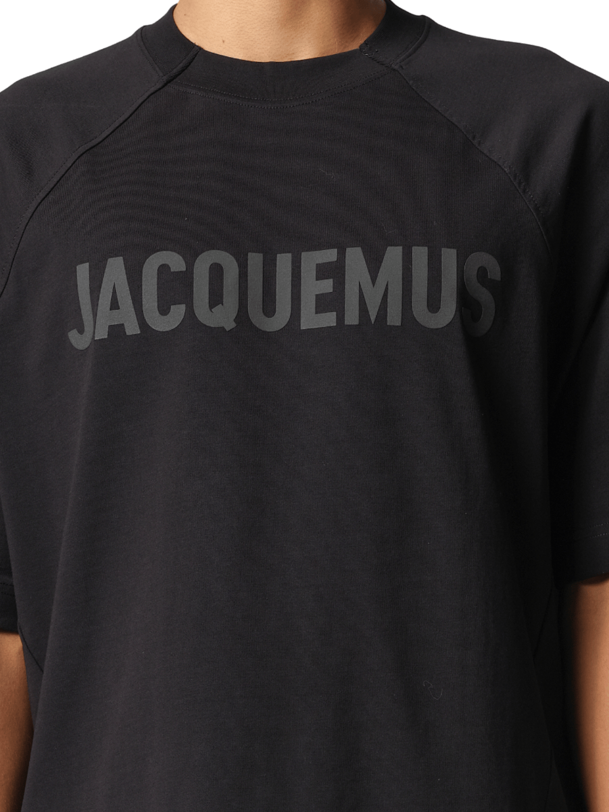 JACQUEMUS Le T-Shirt Typo (Black)