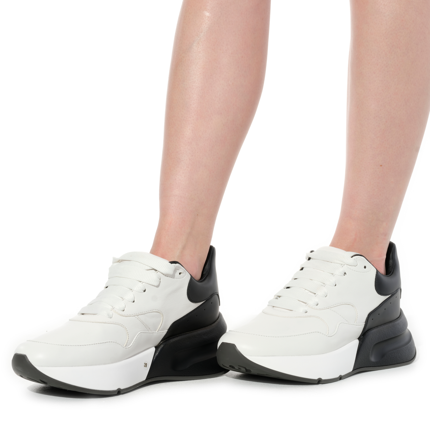ALEXANDER MCQUEEN Joe Sneaker (White/Black)