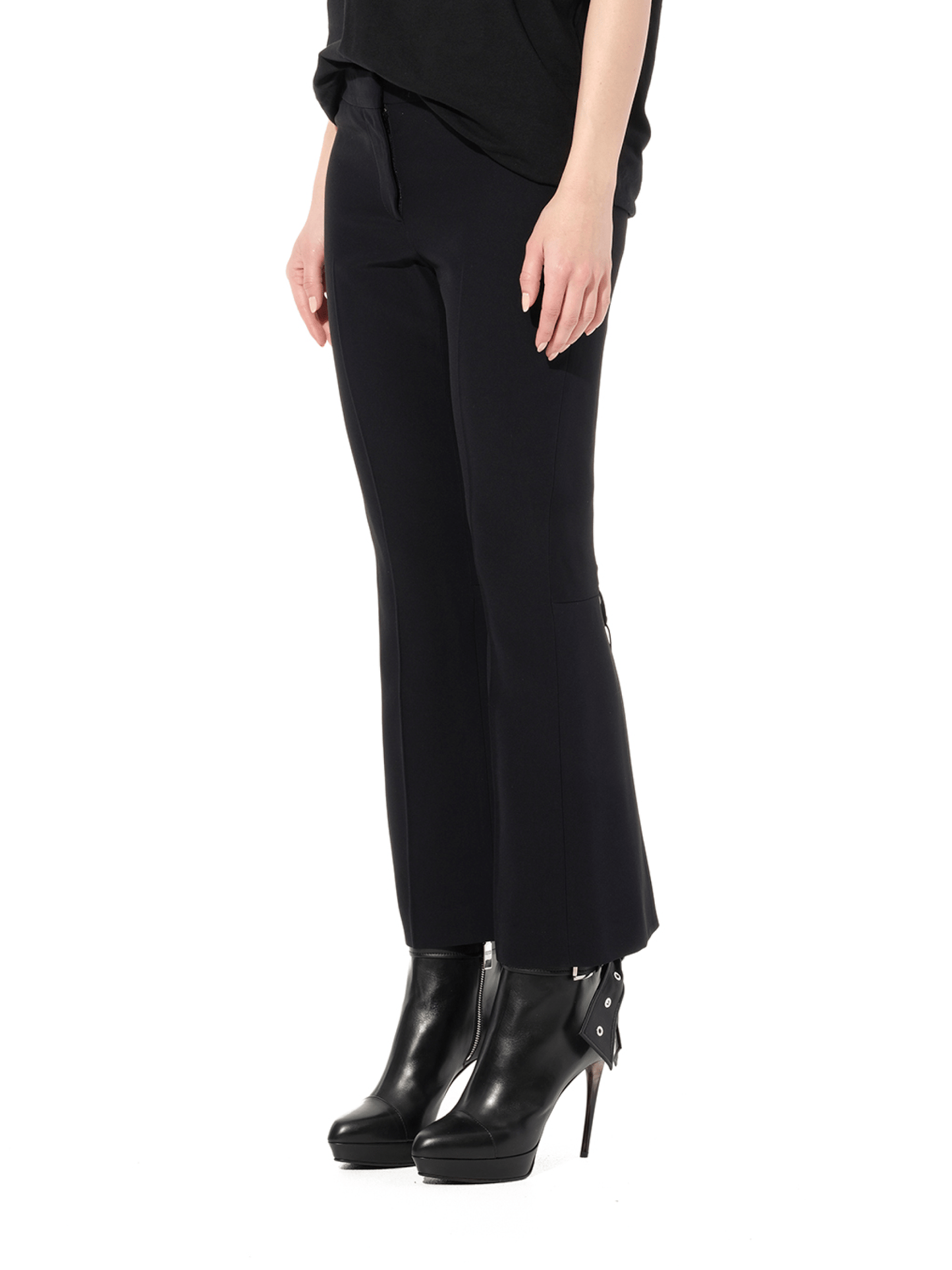 ALEXANDER MCQUEEN Leaf Eye Kick Pants (Black)