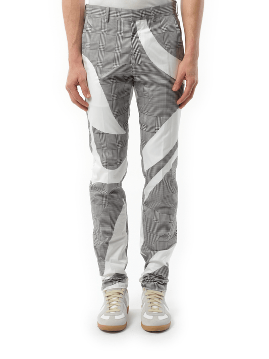 Image of a model wearing Pants. Productname: ALEXANDER MCQUEEN Pants in WHITE colour by brand - ALEXANDER MCQUEEN