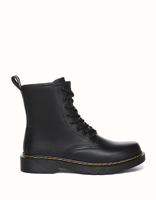 Image of Boots. Product name - EVERAU® Simona Boots in Black colour by brand - Everau