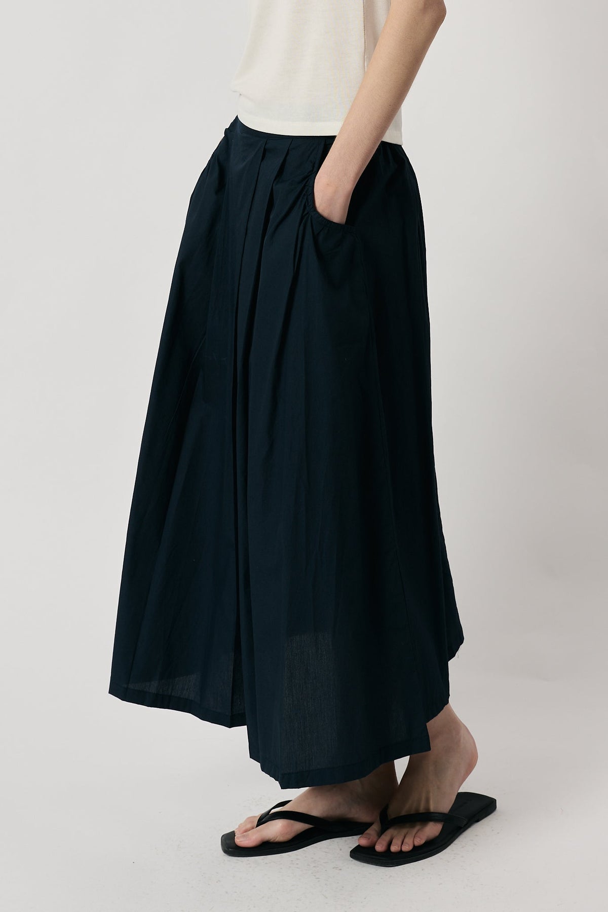 Giliann Ines Skirt (Navy)
